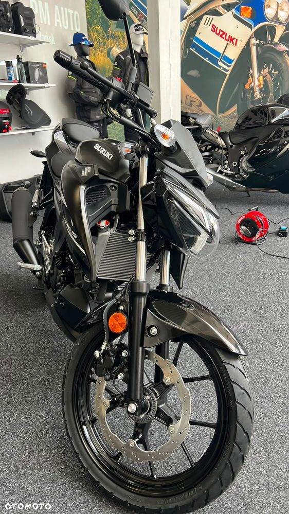 Suzuki GSX - 4