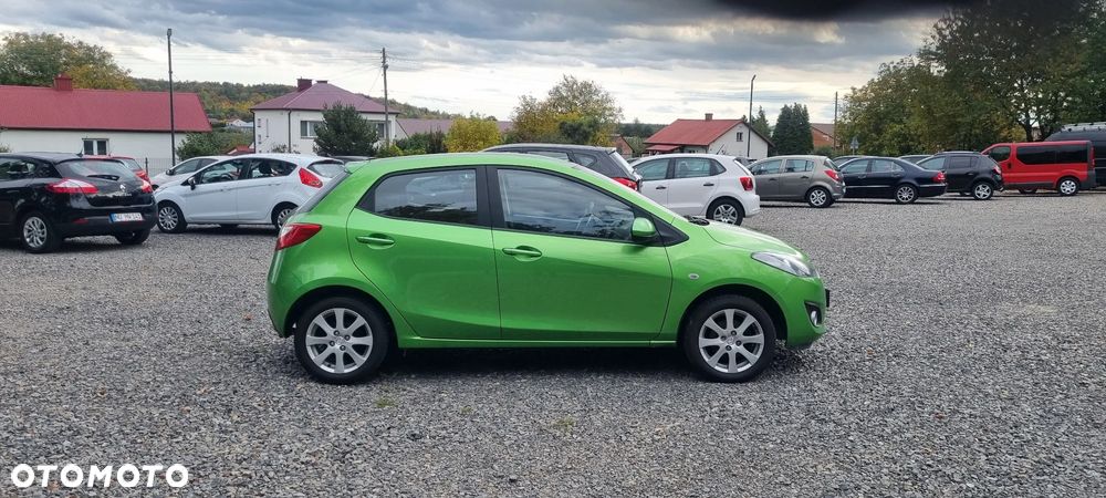 Mazda 2 - 6