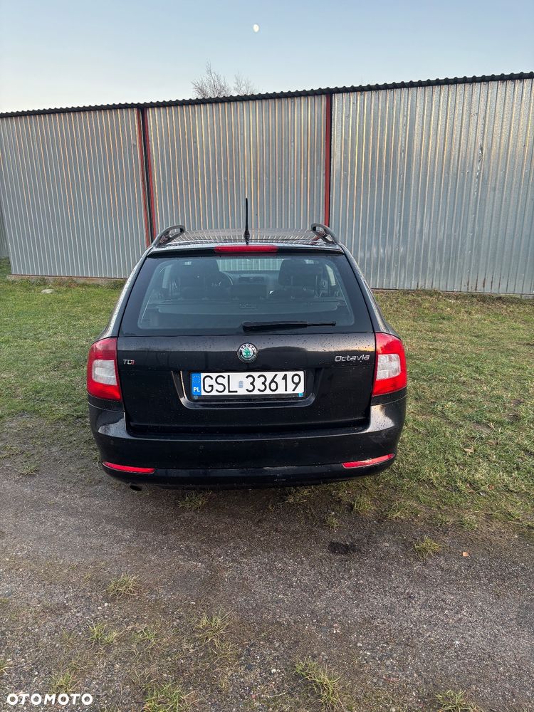 Skoda Octavia 2.0 TDI DPF Elegance - 4