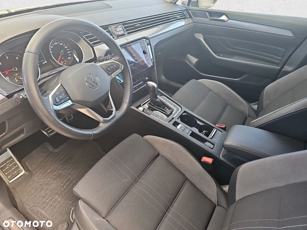 Volkswagen Passat 2.0 TDI 4Mot Elegance DSG - 13