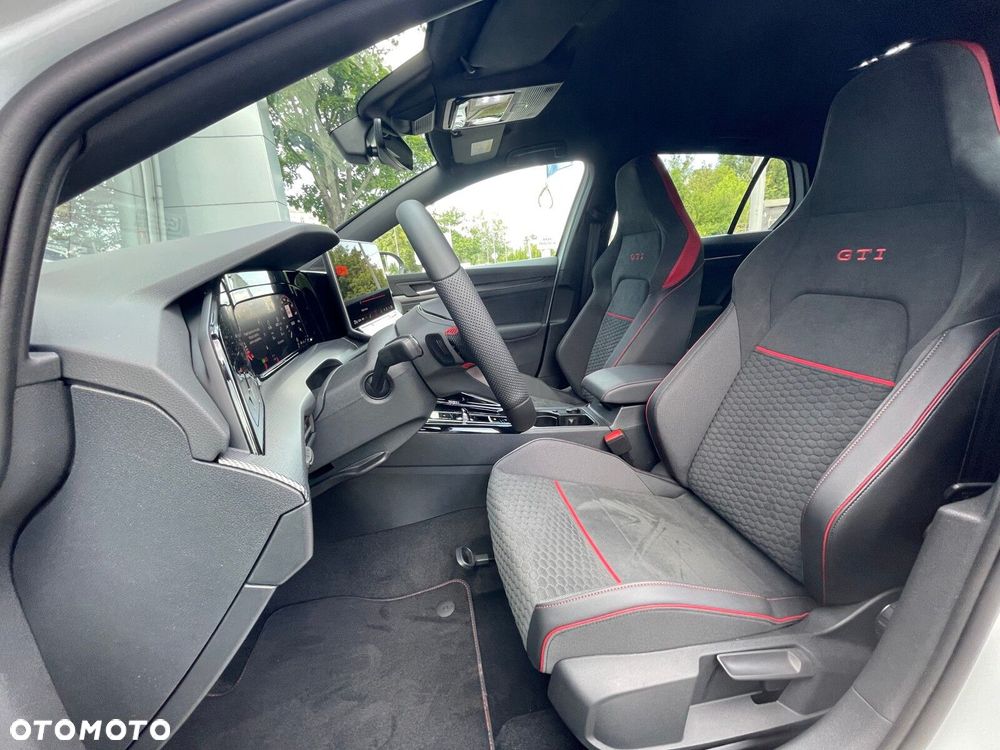 Volkswagen Golf VIII 2.0 TSI GTI Clubsport DSG - 13