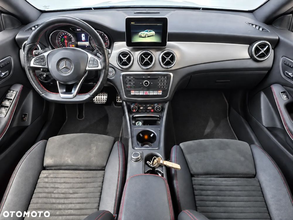 Mercedes-Benz CLA - 9