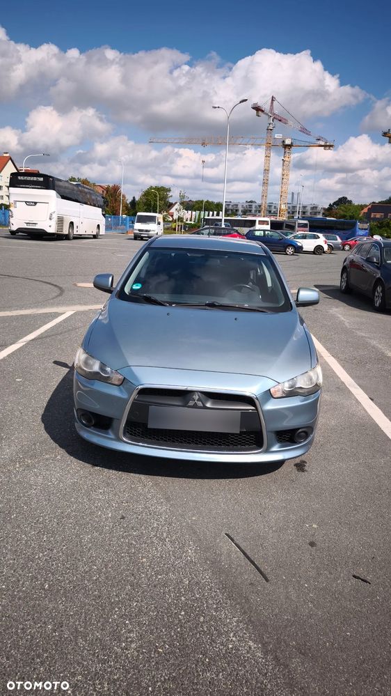 Mitsubishi Lancer 1.8 Invite - 2