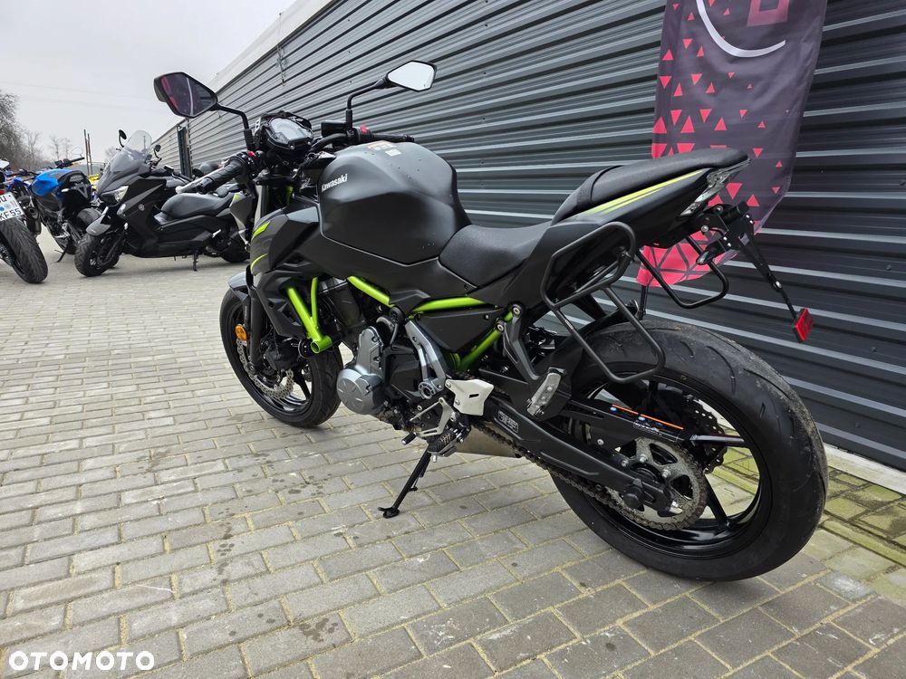 Kawasaki Z 650 - 6