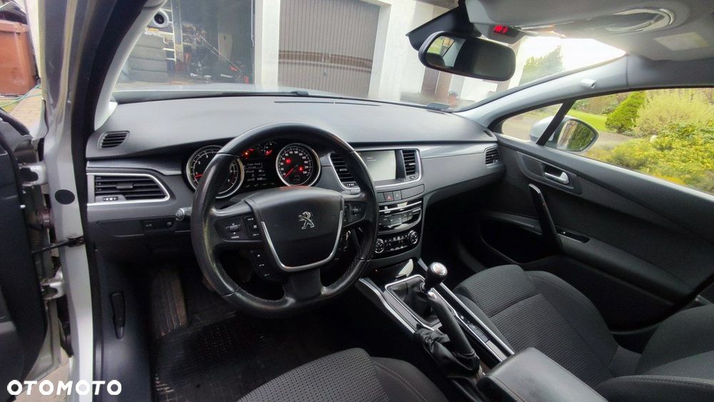 Peugeot 508 1.6 e-THP Allure S&S - 12