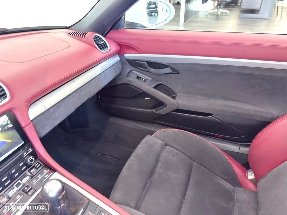 Porsche 718 Spyder Standard - 31