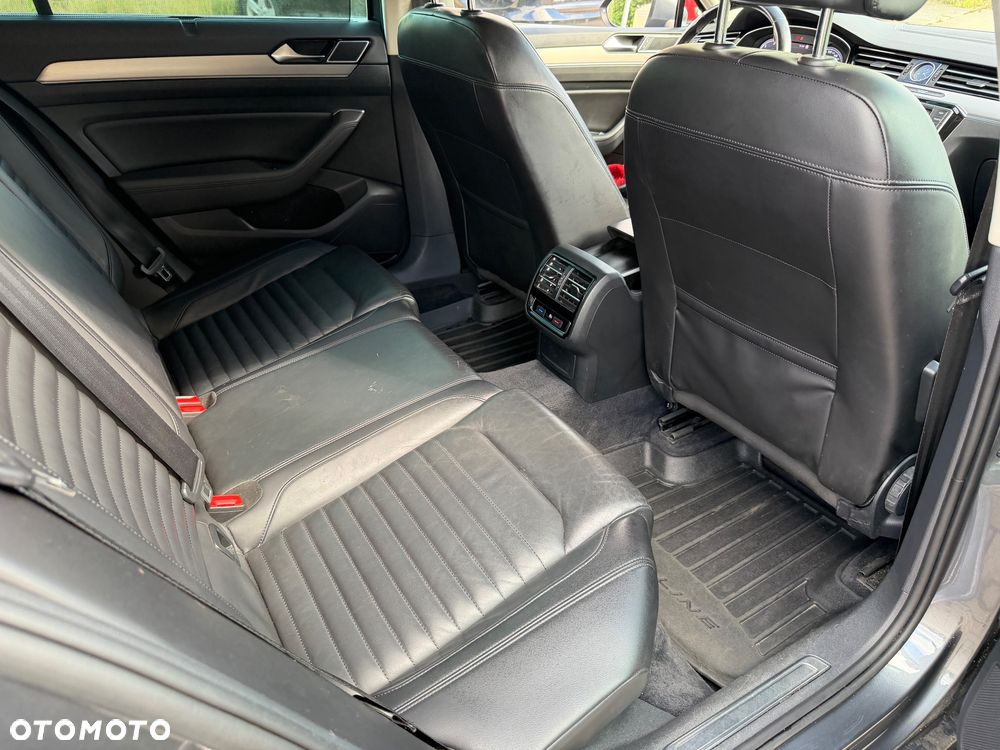 Volkswagen Passat 2.0 TDI BMT Highline DSG - 17