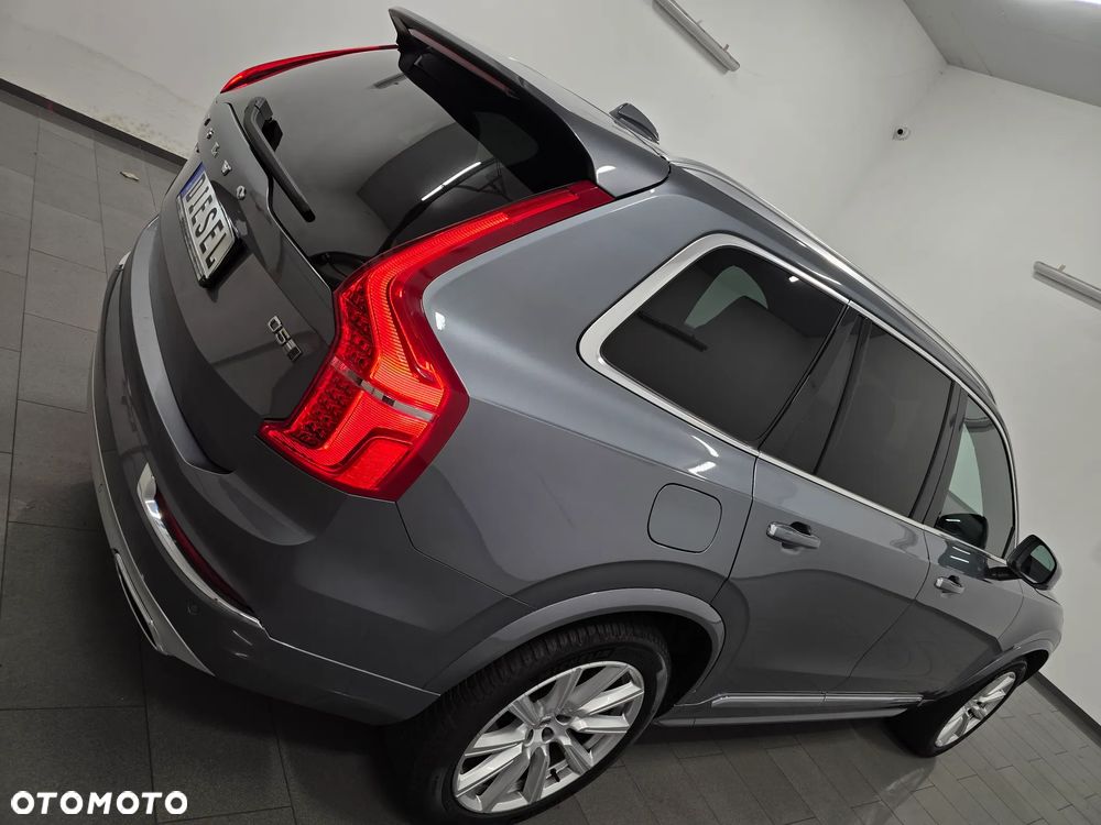 Volvo XC 90 D5 AWD R-Design - 37
