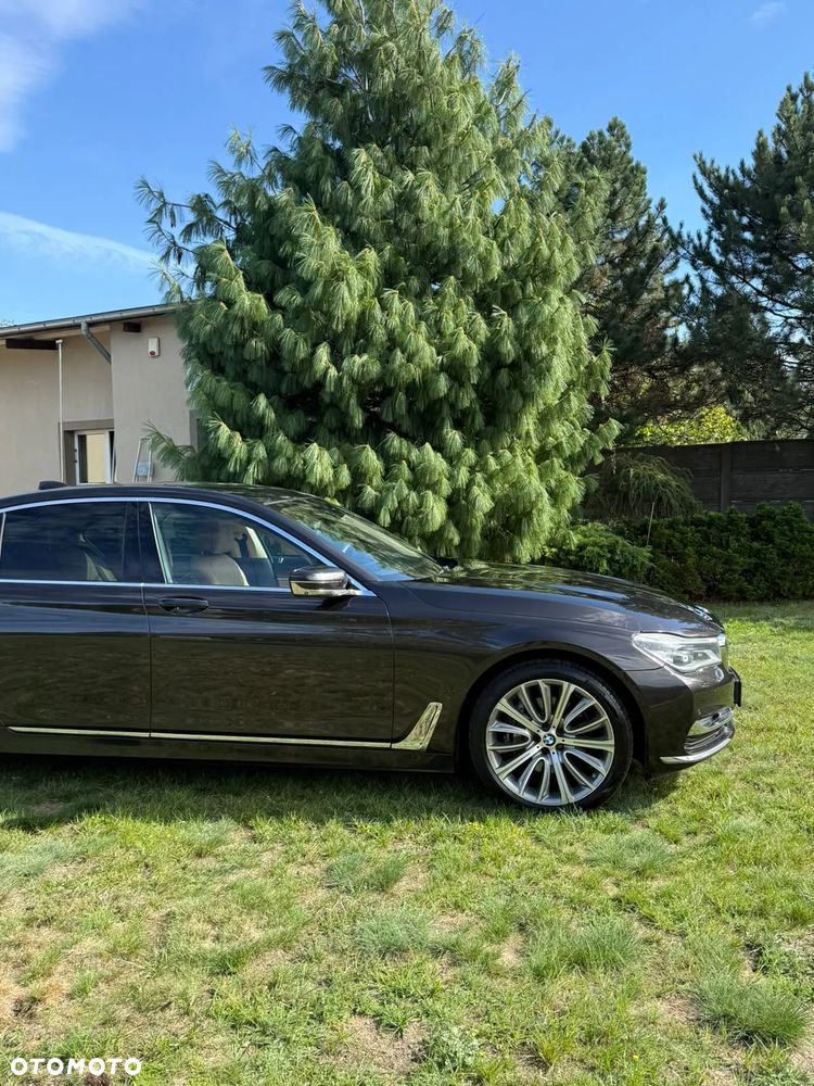 BMW Seria 7 730d xDrive - 11