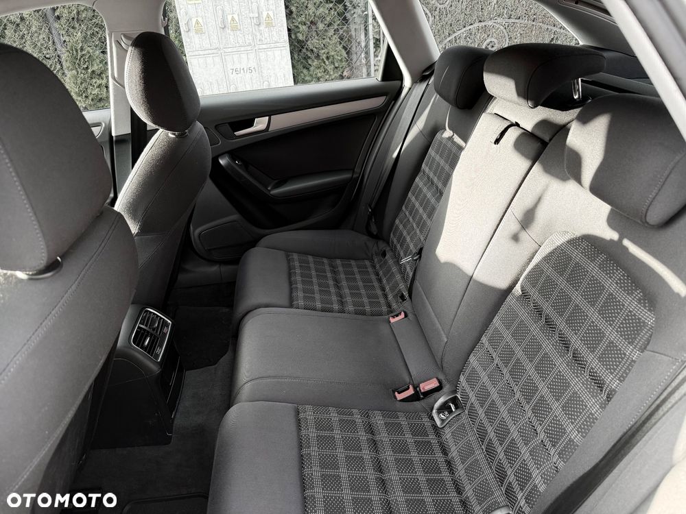 Audi A4 Avant 2.0 TDI - 22