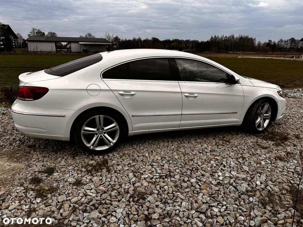 Volkswagen Passat - 5