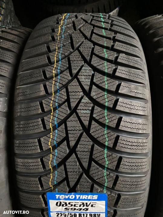 vand anvelope 225/50/17 toyo de iarnă noi - 3