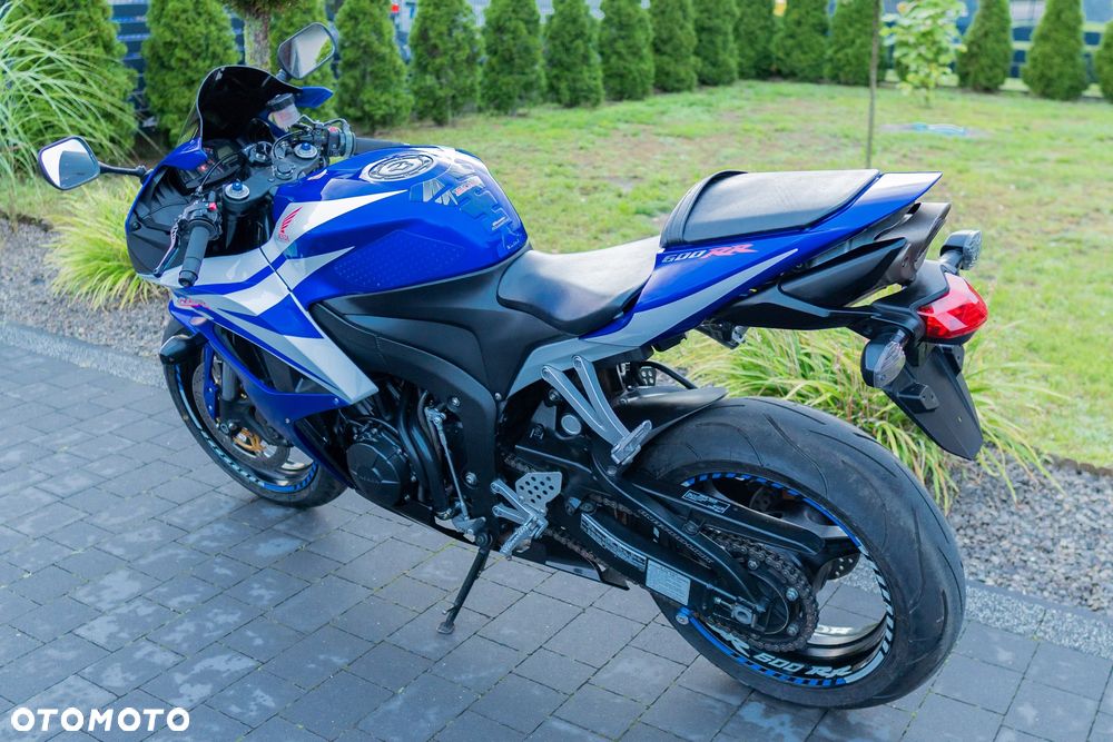 Honda CBR - 9