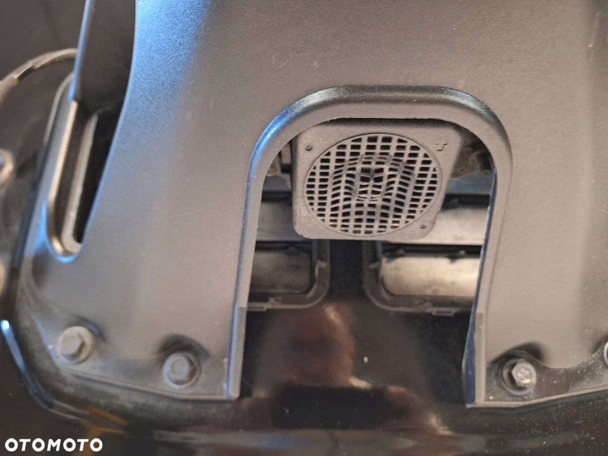 jeep wrangler jl  18-  klapa tyl tylna kamera  orginal . demontaz - 6