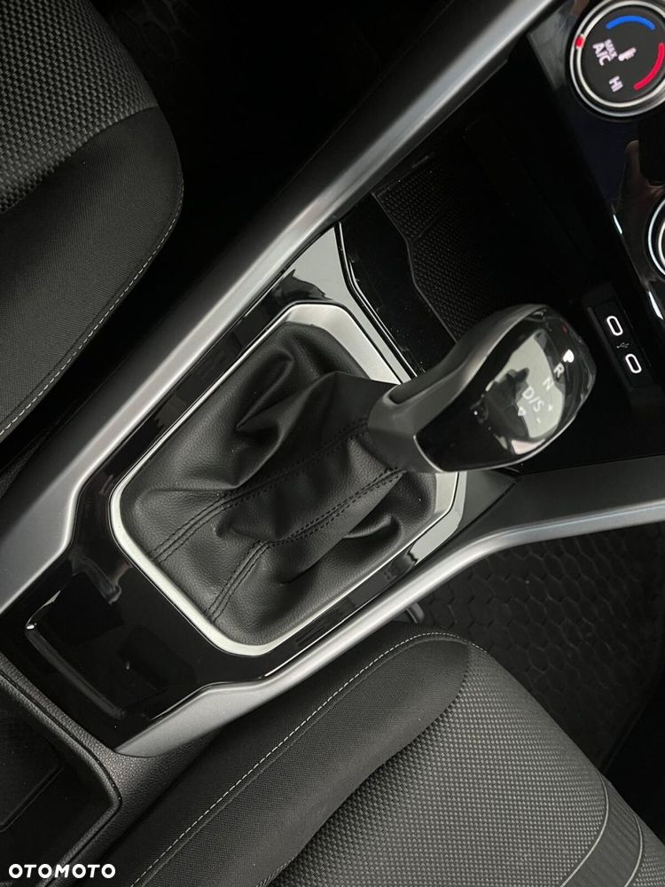 Volkswagen T-Roc 1.5 TSI Life DSG - 27