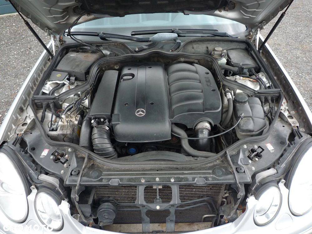 Mercedes-Benz Klasa E 220 CDI T Avantgarde - 34