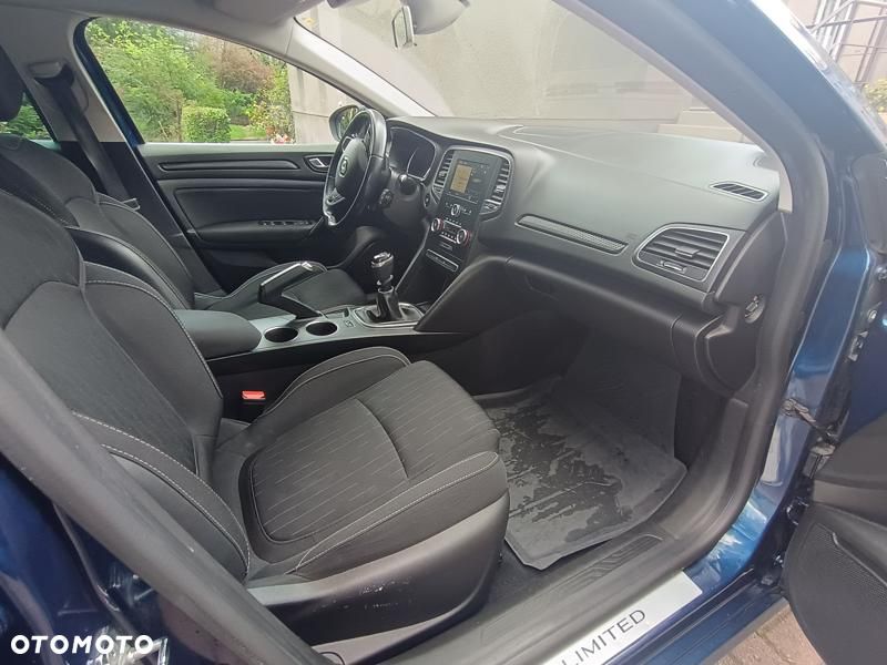 Renault Megane 1.3 TCe FAP Limited - 12