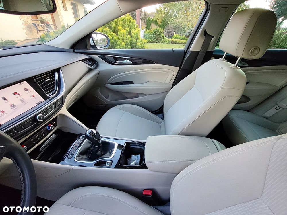 Opel Insignia 2.0 Exclusive - 17