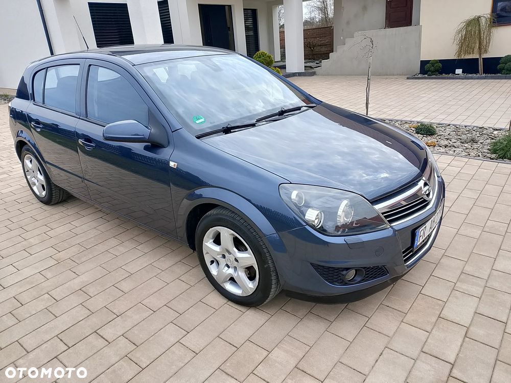 Opel Astra 1.6 Color Edition - 8