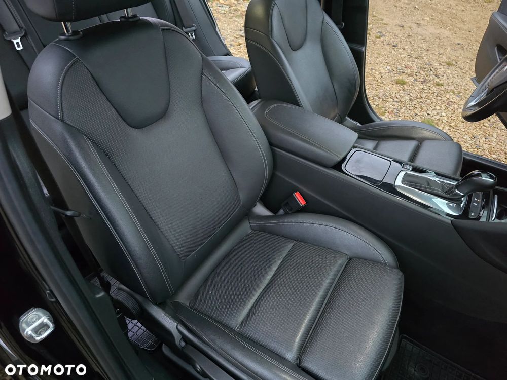 Opel Insignia 2.0 CDTI 4x4 GSi S&S - 25