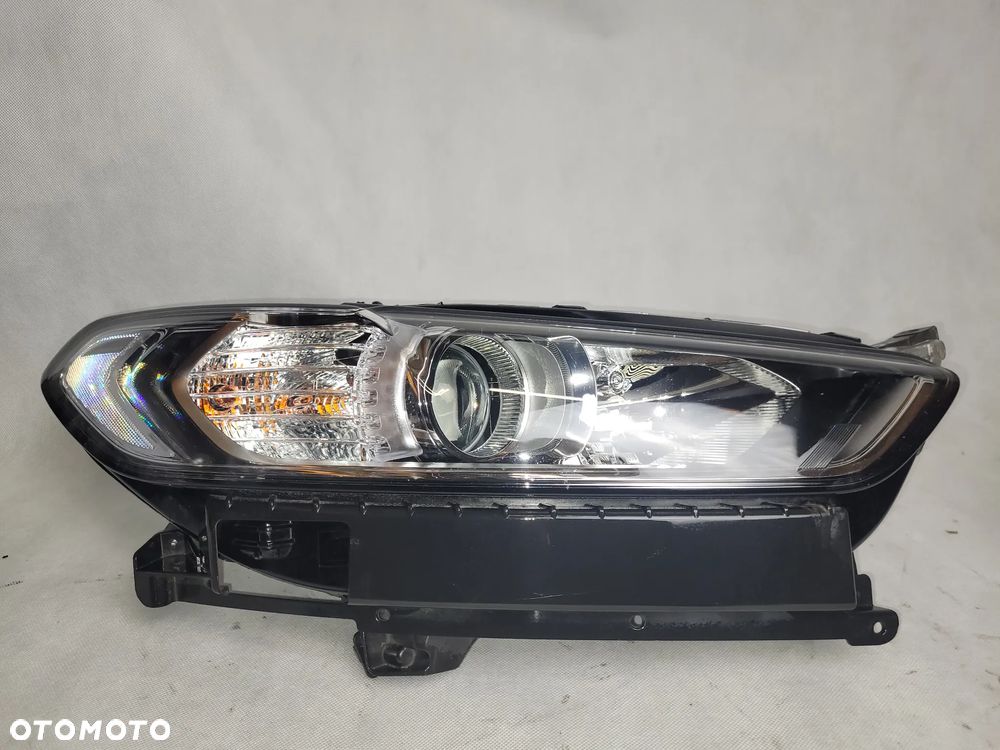 FORD MONDEO MK5 - LAMPA LAMPY PRZEDNIE PRZÓD - 11