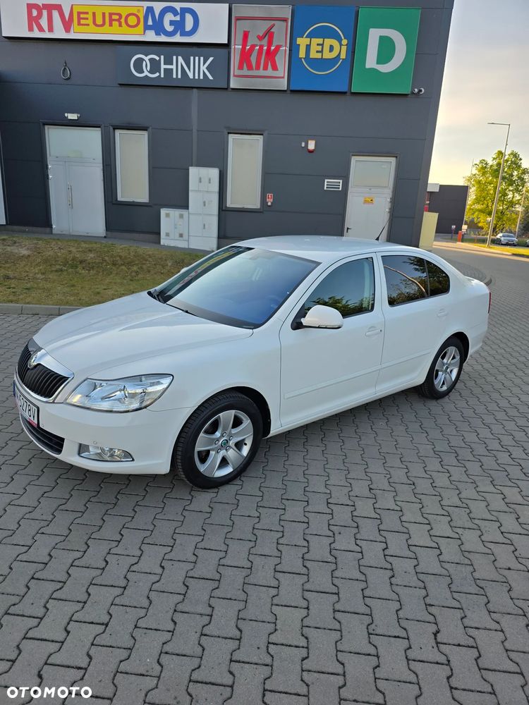 Skoda Octavia 1.6 Elegance EU5 - 9