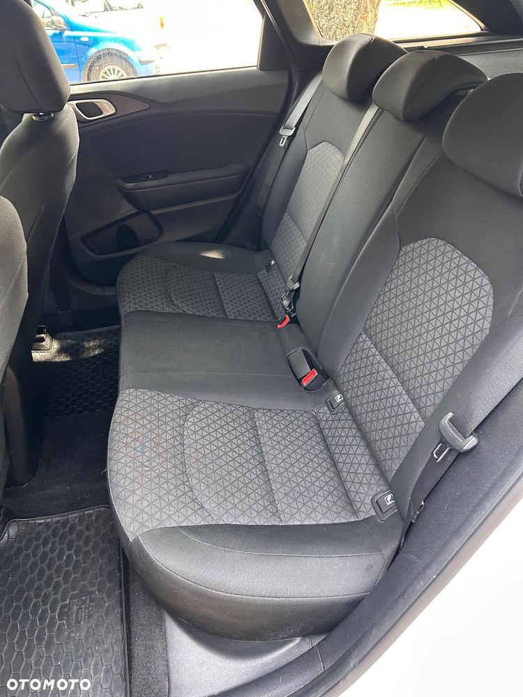 Kia Ceed 1.0 T-GDI S - 24