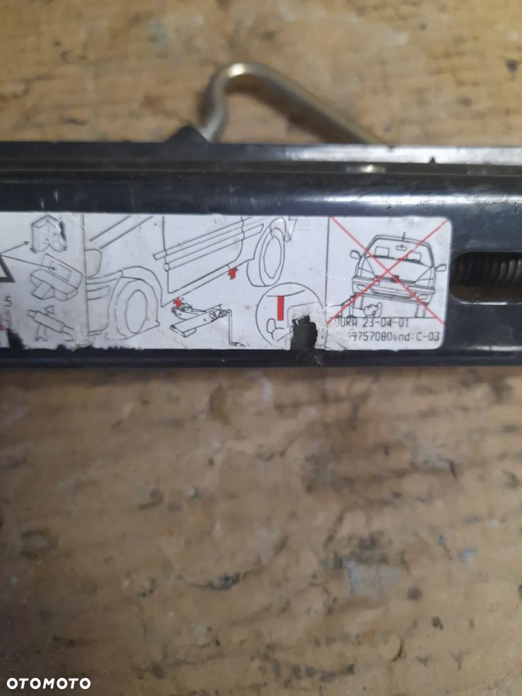 LEWAREK PODNOŚNIK SAMOCHODOWY - 3