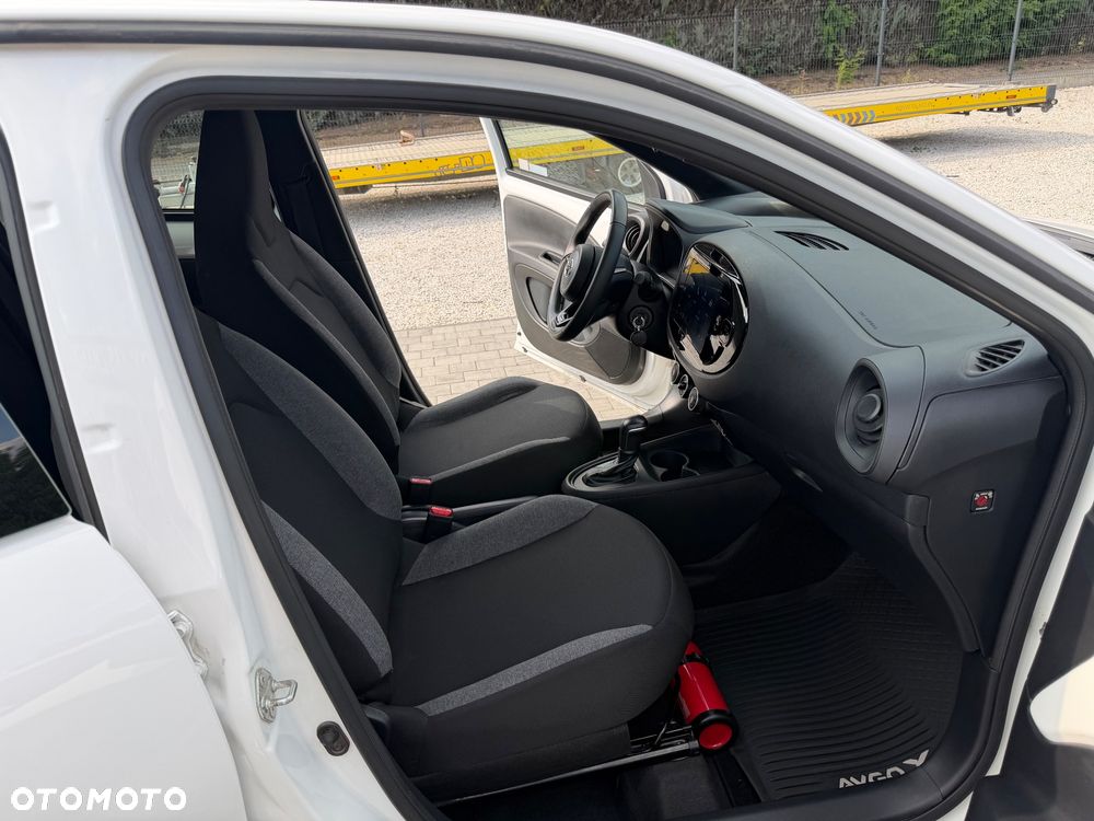 Toyota Aygo X 1.0 VVT-i Comfort CVT - 25