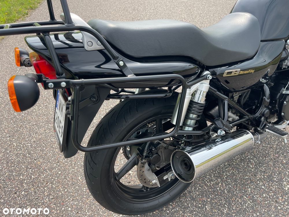 Honda CB - 22