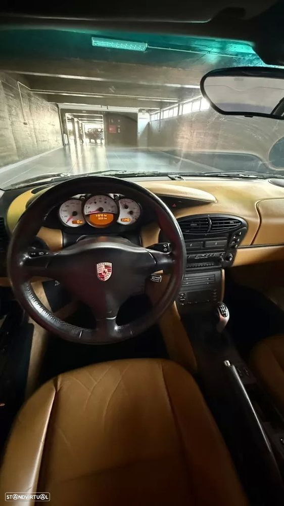 Porsche Boxster 2.7 - 13