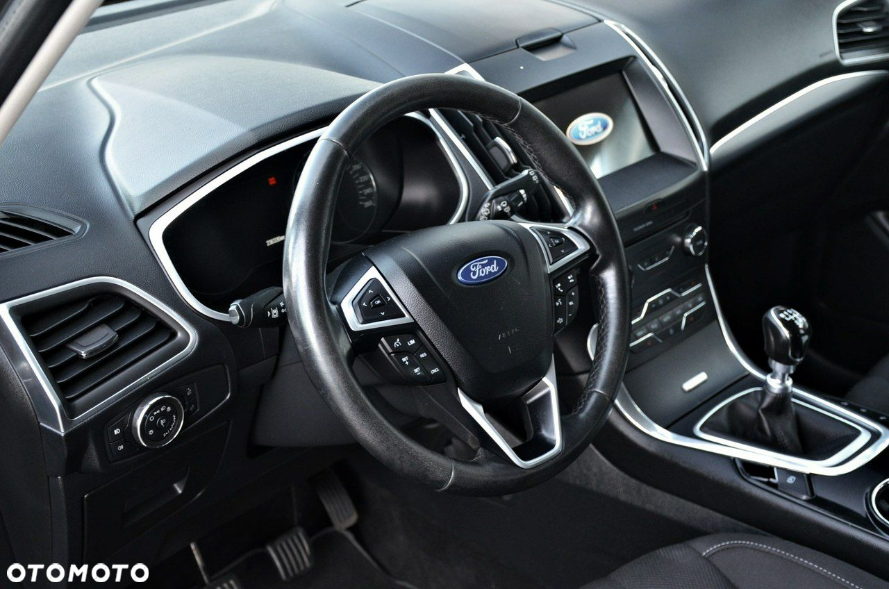 Ford S-Max - 23