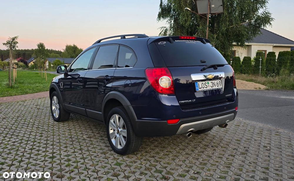 Chevrolet Captiva 2.0 4WD 7 Sitzer Automatik LT Exclusive - 7