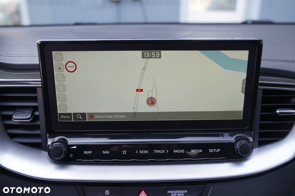 Kia XCeed - 30