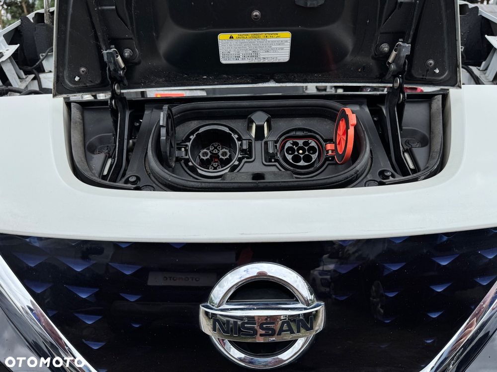 Nissan Leaf 40 kWh - 11