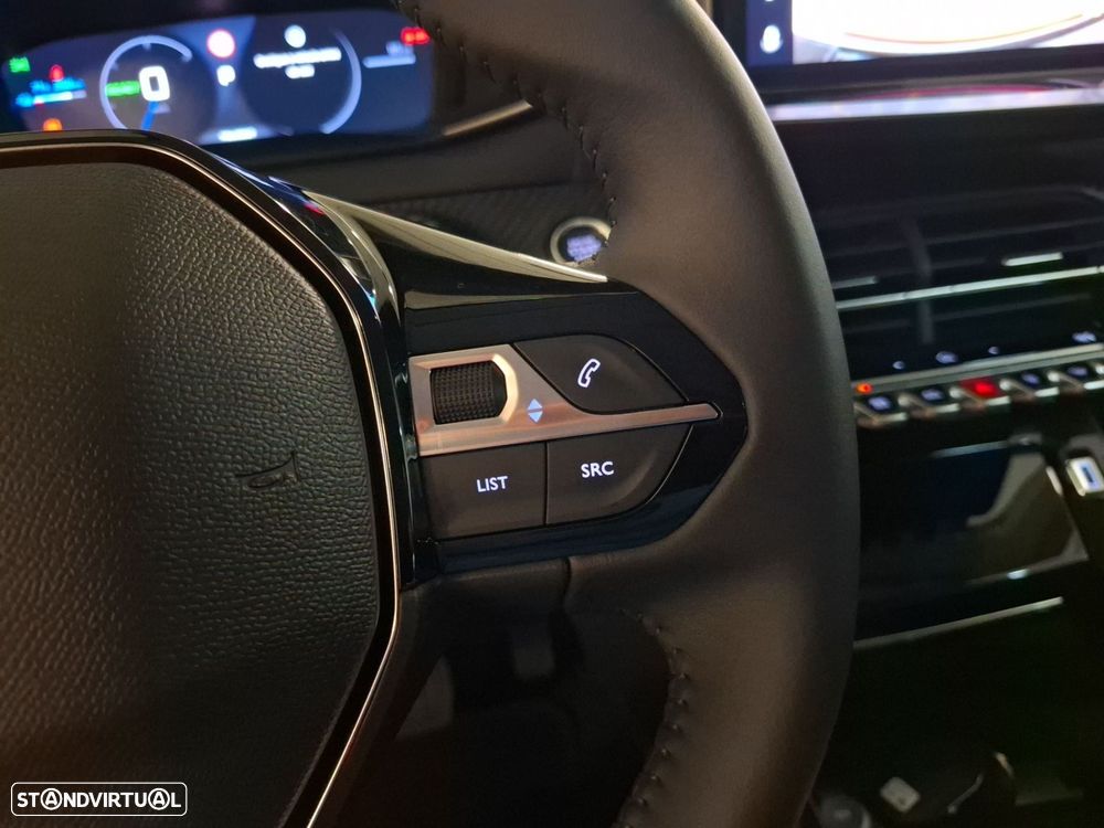 Peugeot e-208 51 kWh Allure — fotografia 16