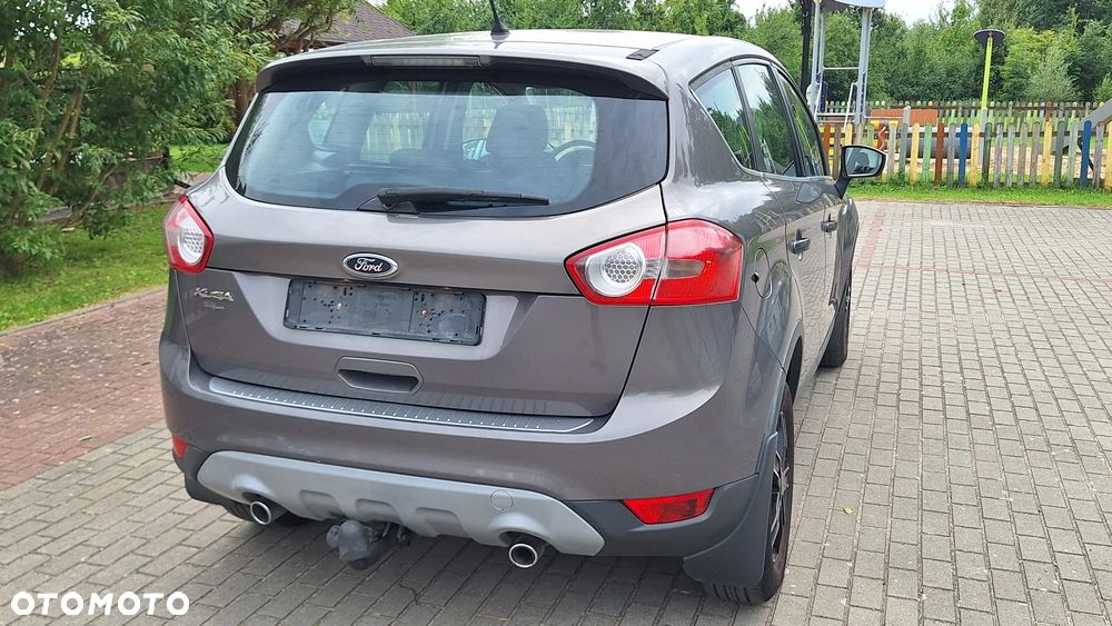 Ford Kuga 2.0 TDCi Titanium - 8