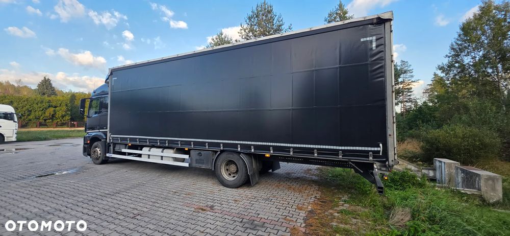 Mercedes-Benz ACTROS - 5