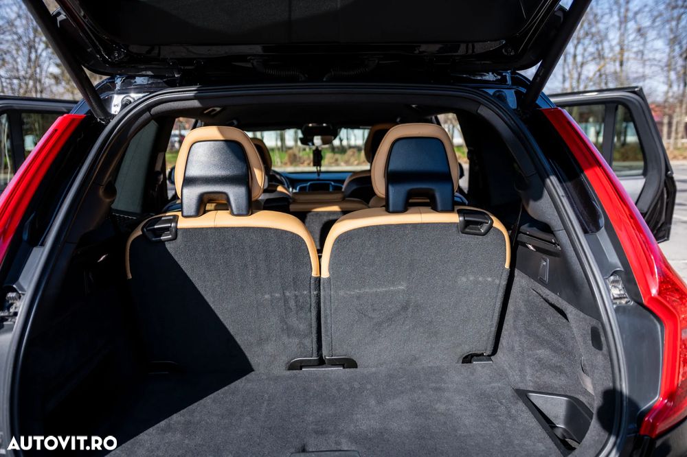 Volvo XC 90 D5 AWD Geartronic Momentum - 14