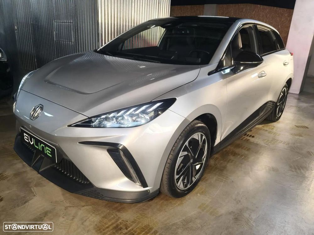 MG MG4 64 kWh Luxury - 6