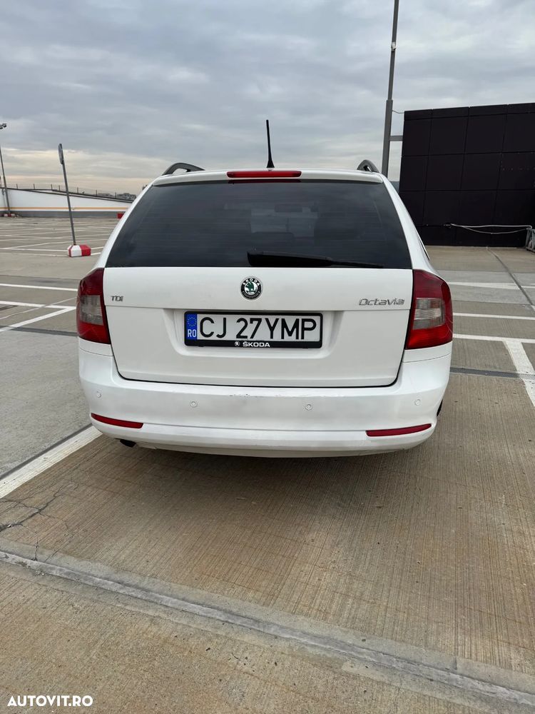 Skoda Octavia 2.0 TDI Ambiente - 4