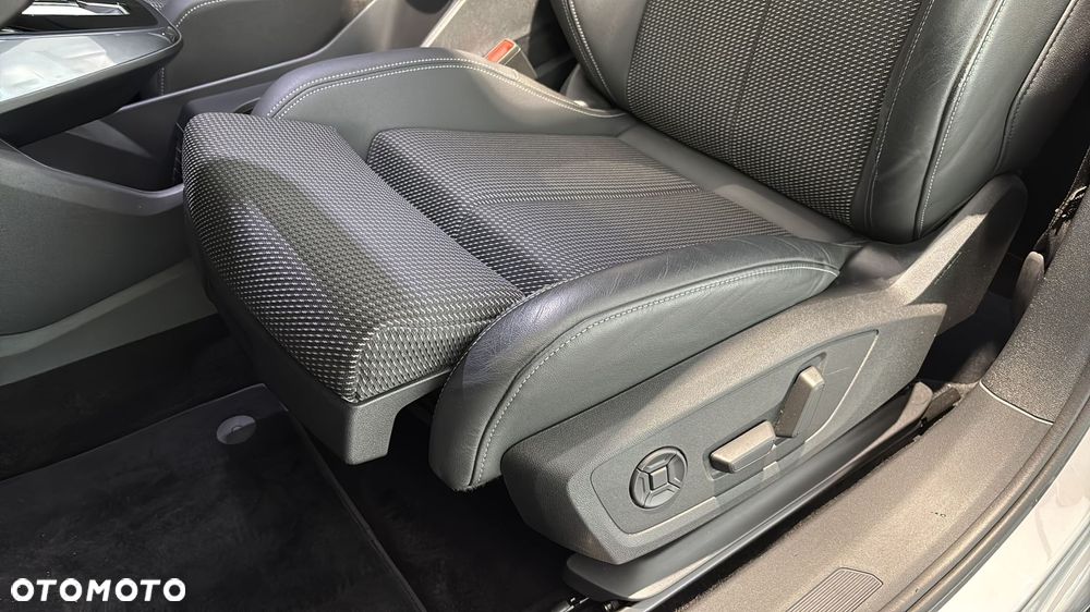 Audi Q4 e-tron - 13