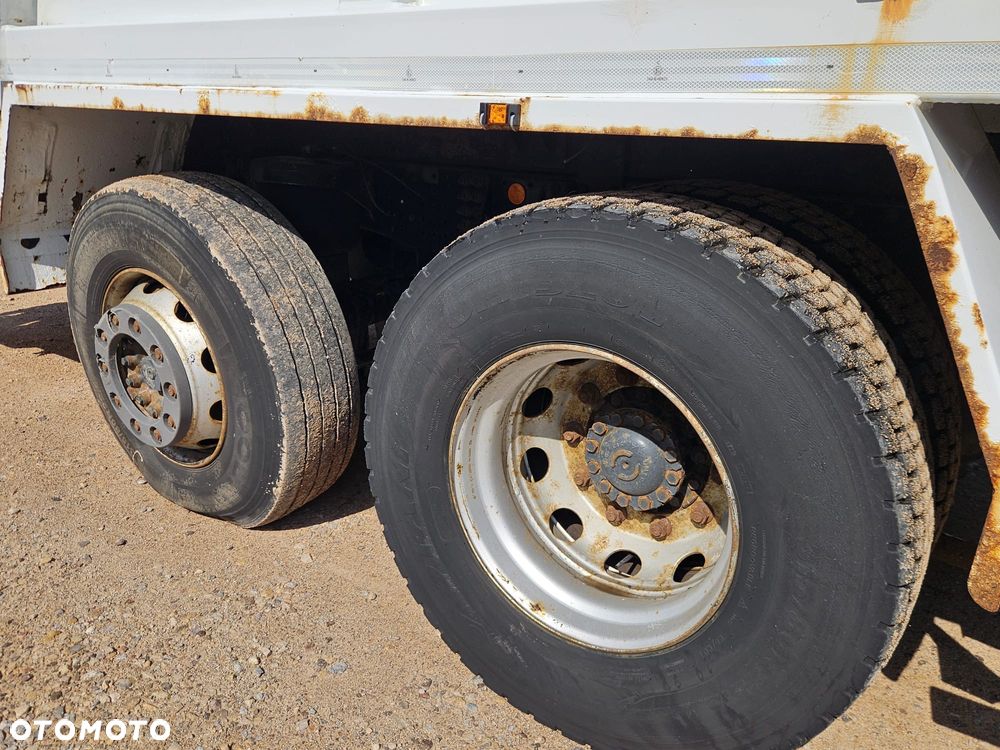 Iveco Stralis AD 330 - 21