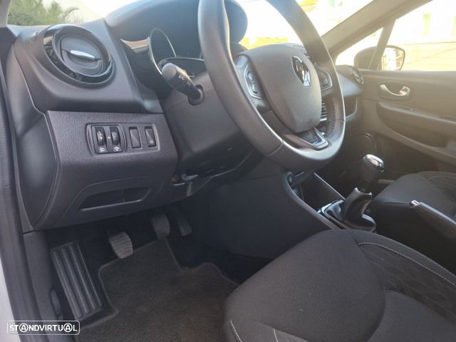 Renault Clio 0.9 TCe Limited - 30