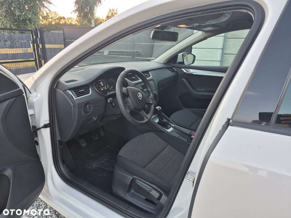 Skoda Octavia 1.4 TSI Ambition - 10
