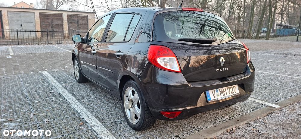Renault Clio TCe 100 Dynamique - 5