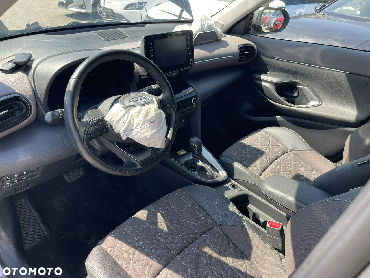 Toyota Yaris Cross Hybrid 1.5 Comfort - 6