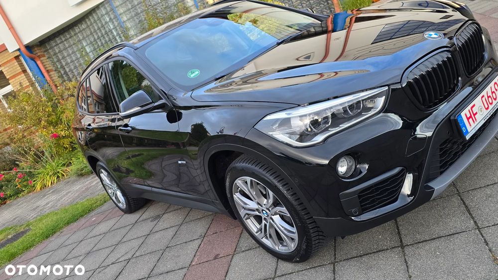 BMW X1 xDrive18d Sport - 35