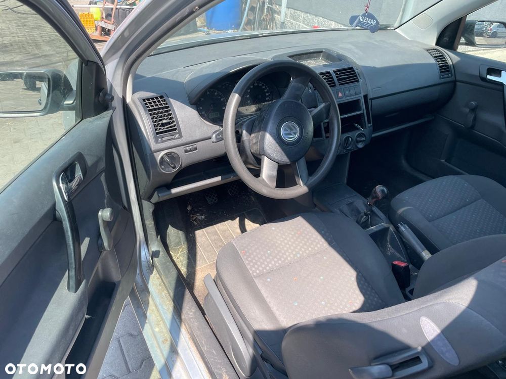 Volkswagen Polo 9N  Na Części Kolor : A7W - 5