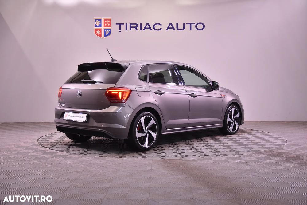 Volkswagen Polo 2.0 TSI DSG GTI - 5